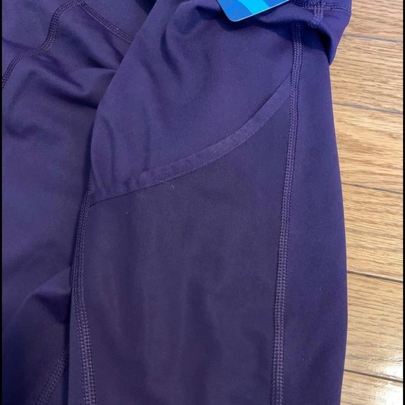 NWT: Brooks Threshold Running Tights‼️ - Picture 4 of 4